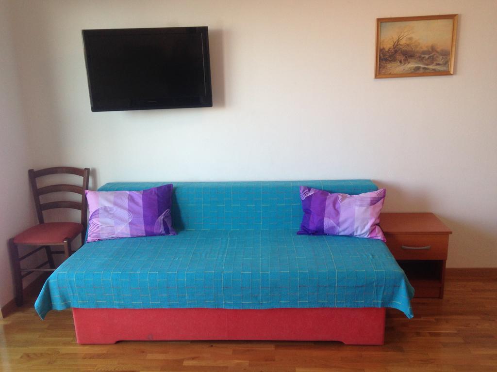 Gala Apartments Omiš Esterno foto